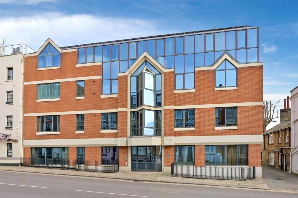 Main image of property: Sceptre Gate, 3-9 Sheet Street, Windsor, Berkshire, SL4