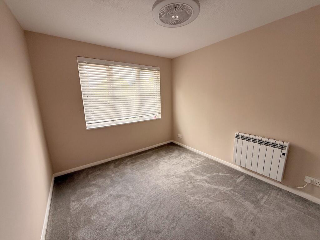 Apartment in Guildford - View 4