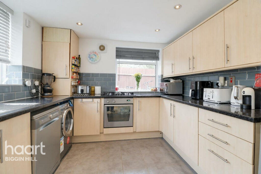 Apartment in London, Aperfield - View 4