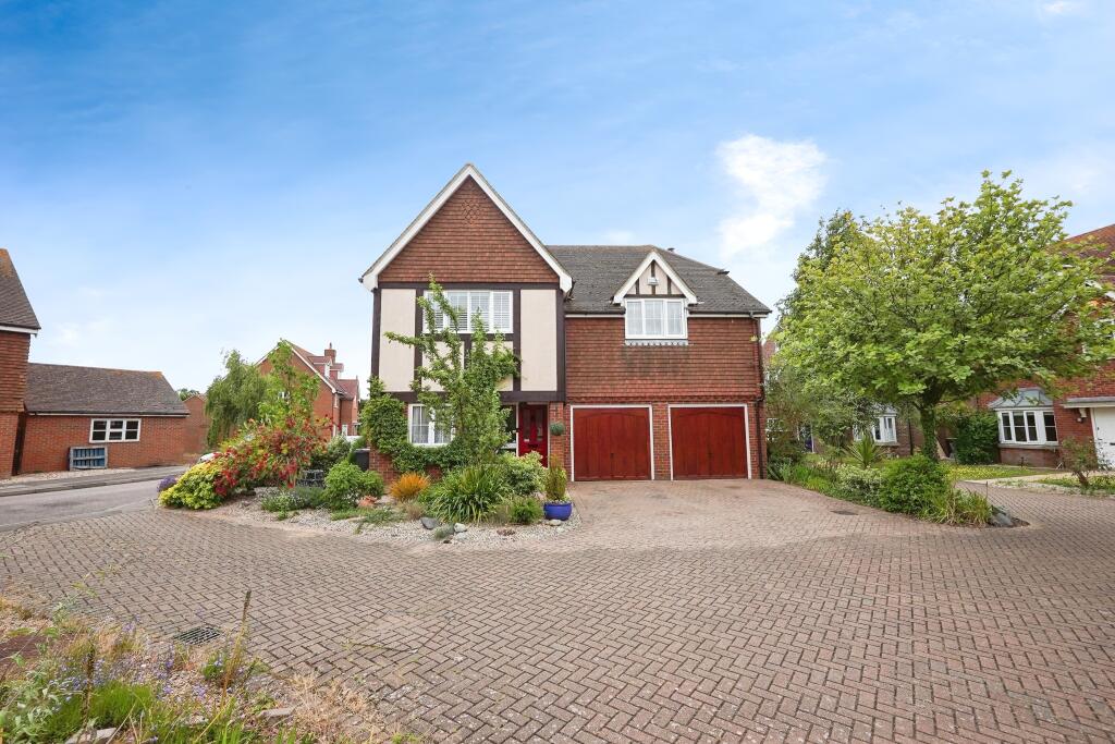 5-bed detached on Foreland Heights, Broadstairs, CT10, £850,000