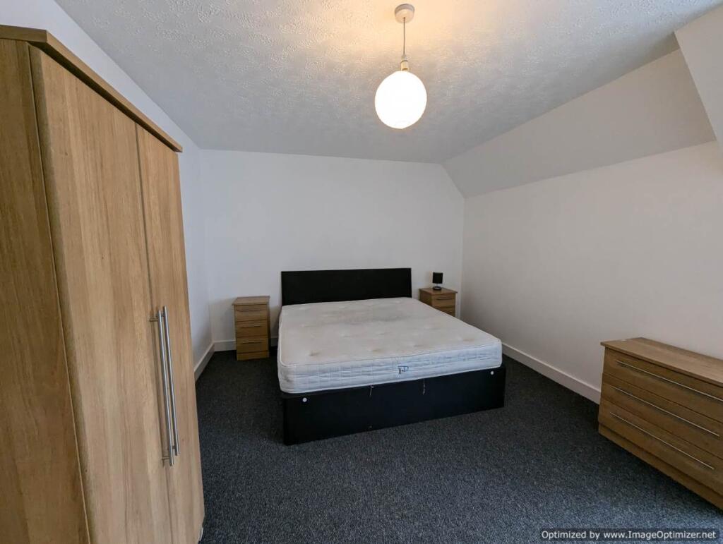 Apartment in Crewe - More