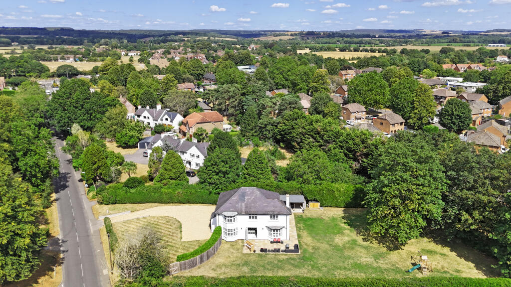 House in Chichester, Tangmere