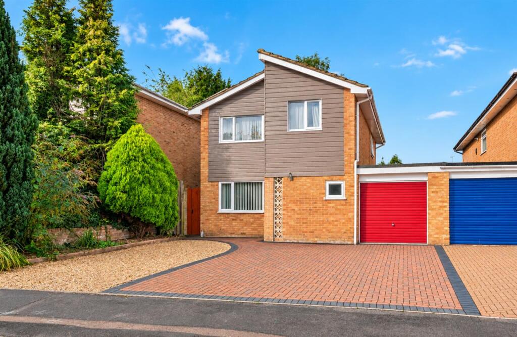 Main image of property: Zinnia Close, Kempshott