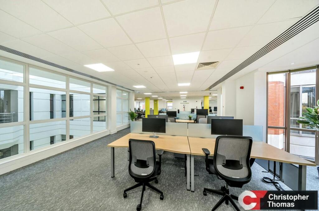 2nd floor furnished iii.jpg
