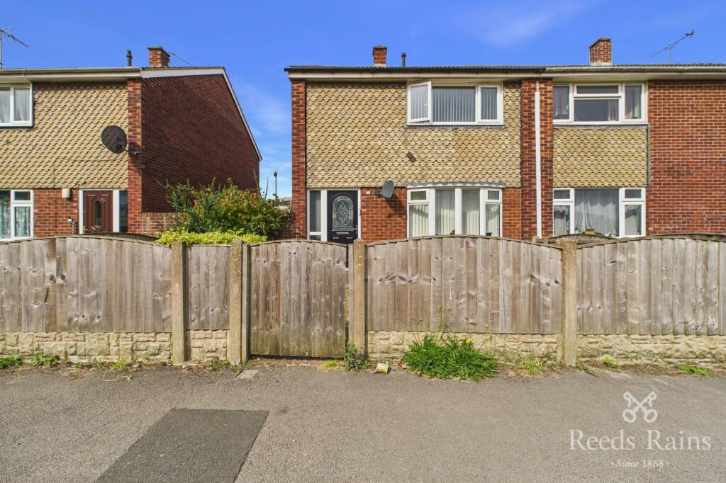 Main image of property: Poplar Grove, Knottingley, West Yorkshire, WF11