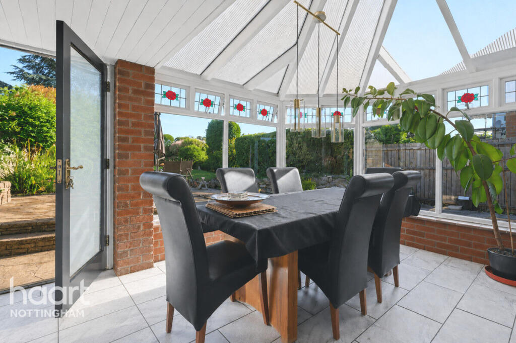 House in Rushcliffe, Radcliffe-on-Trent - View 4