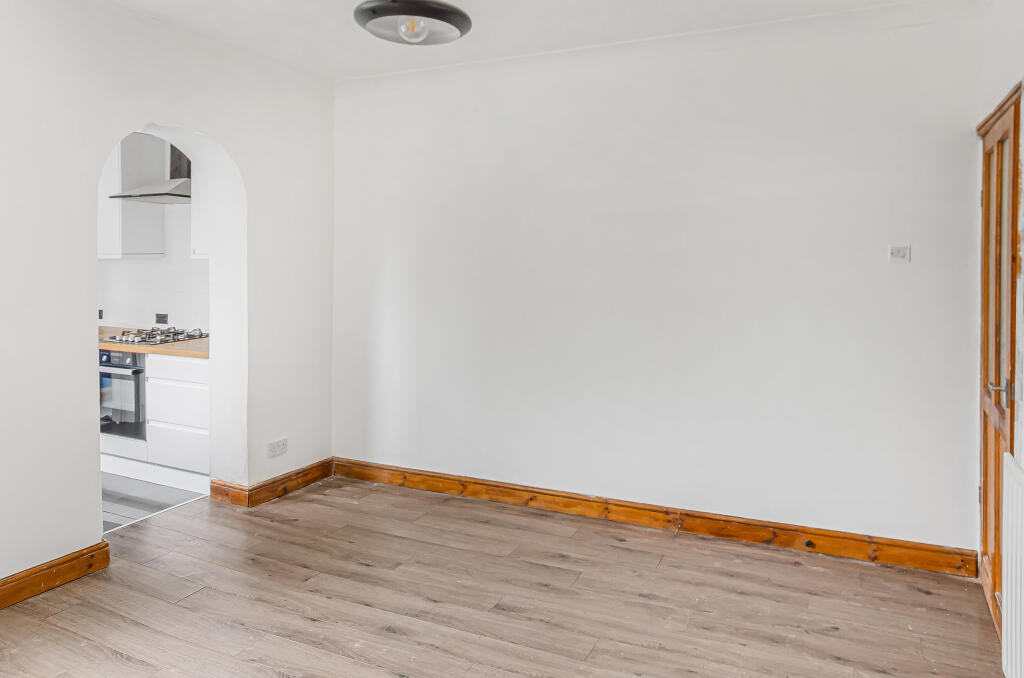Mansfield Road, Chesterfield, S41 photo 5