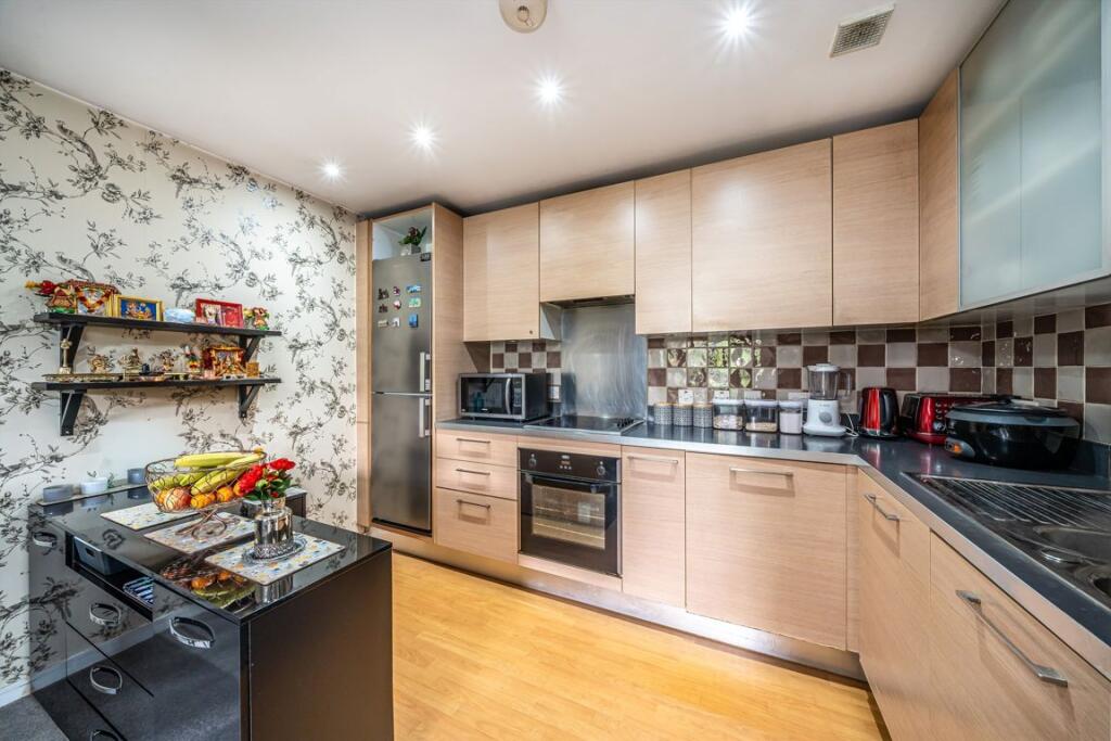 Apartment in London - View 3
