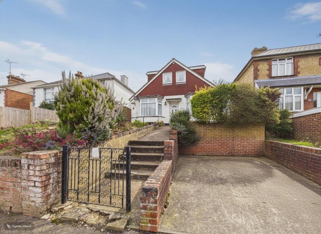 Main image of property: Hythe Road, Ashford TN24 8PN