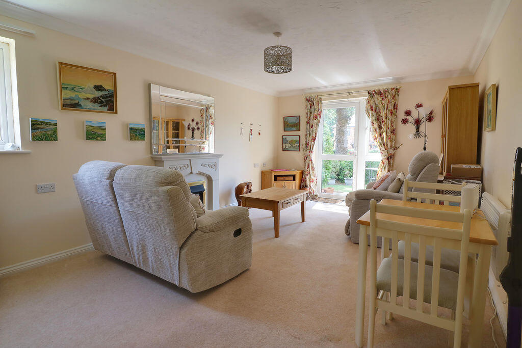 Padnell Road, Cowplain, Waterlooville - View 2