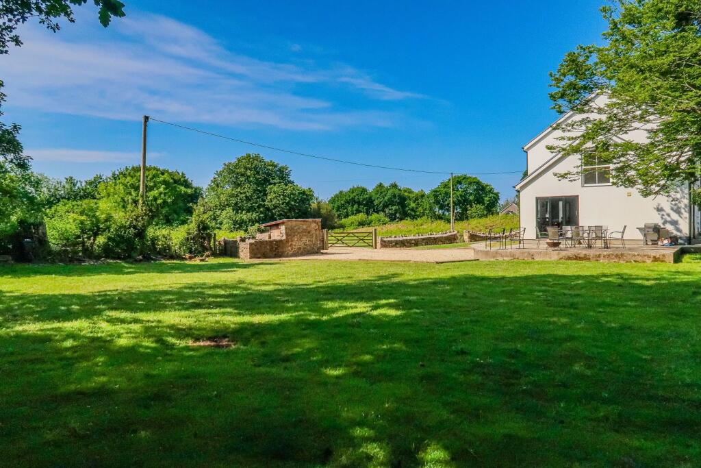 House in Coity - View 3