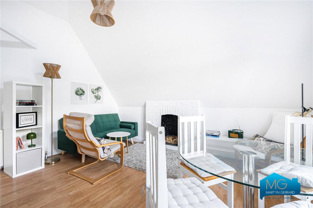 Main image of property: Station Road, London, N3