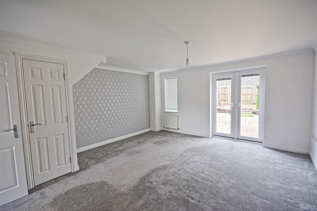 House in Northampton - View 3