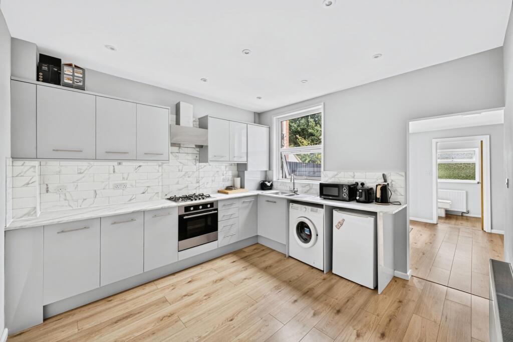 House in Northampton - View 5