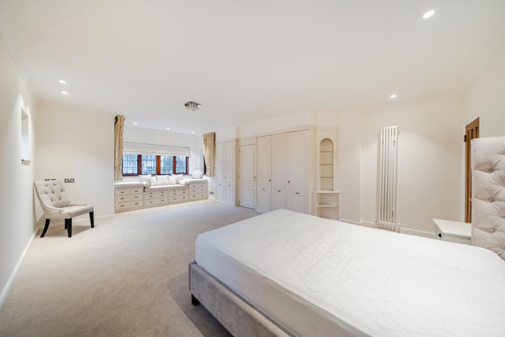 House in London - View 5
