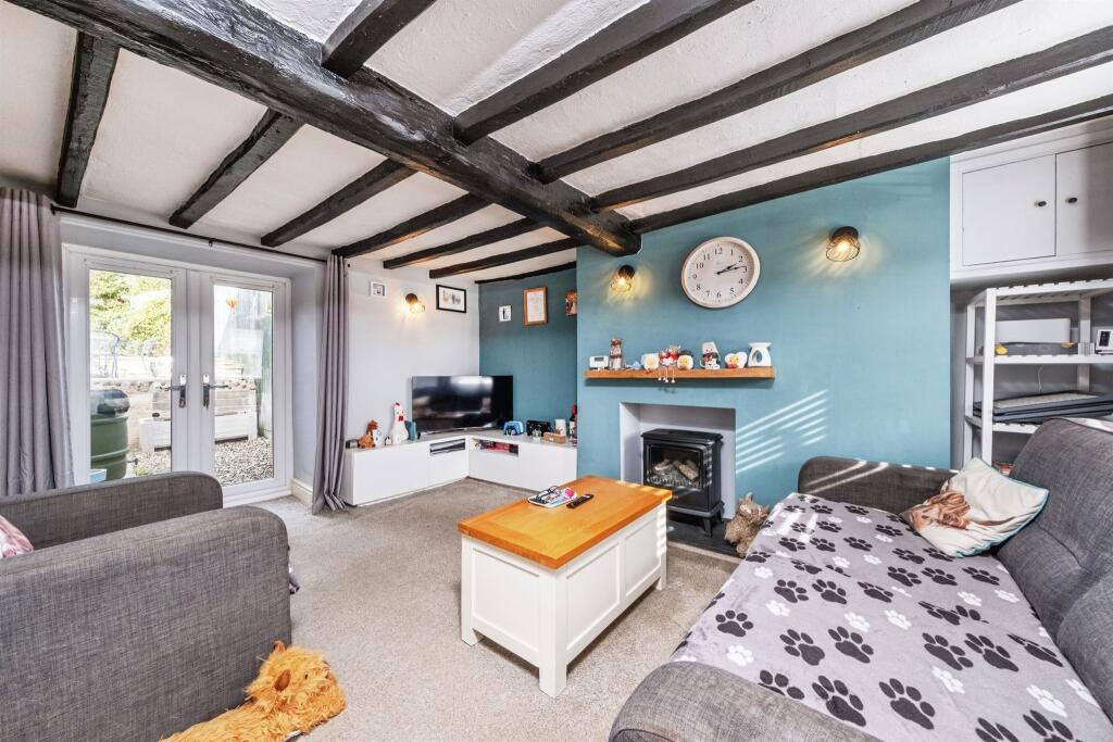 Main Street, Gawcott, Buckingham - View 5