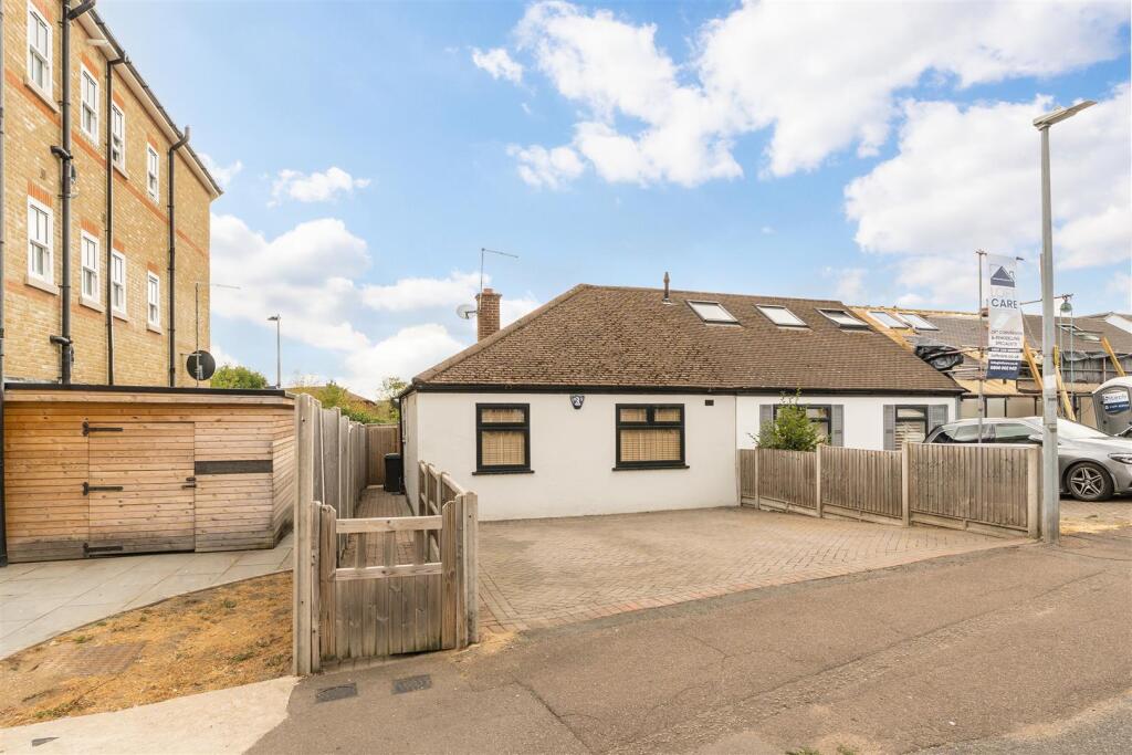 Main image of property: Princes Road, Buckhurst Hill