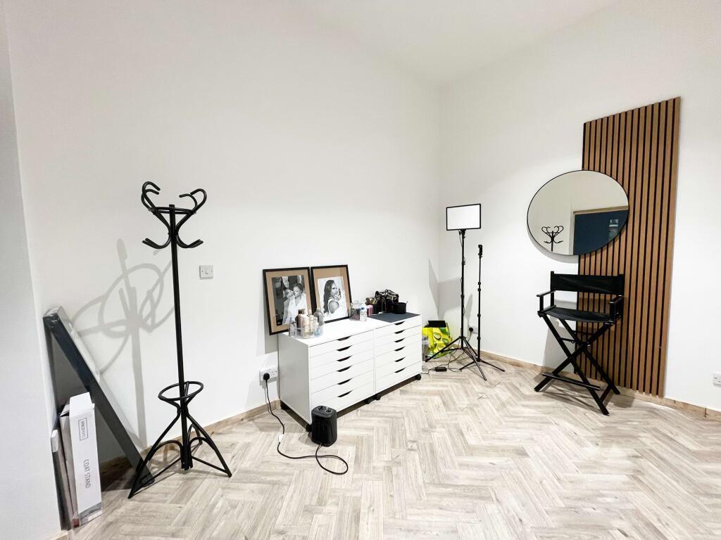 Beauty Room