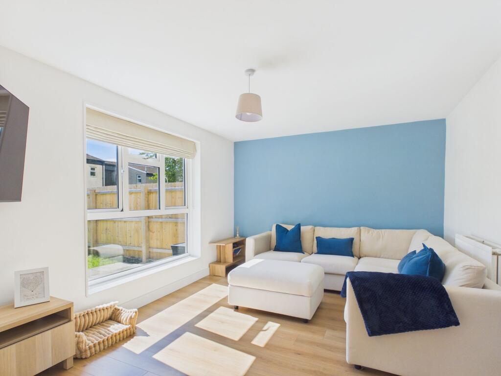 House in Cardiff - More