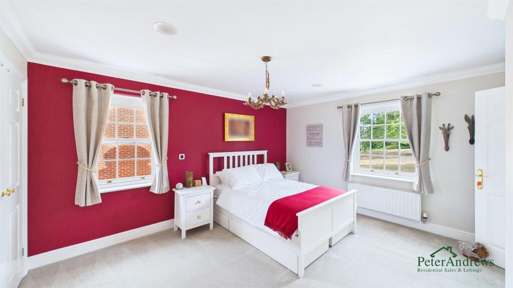 House in Chelmsford - More