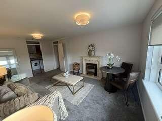 Apartment in Glasgow - View 4