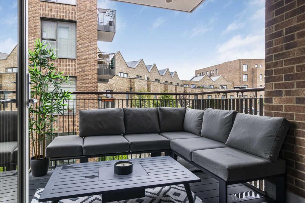 Apartment in London - View 5
