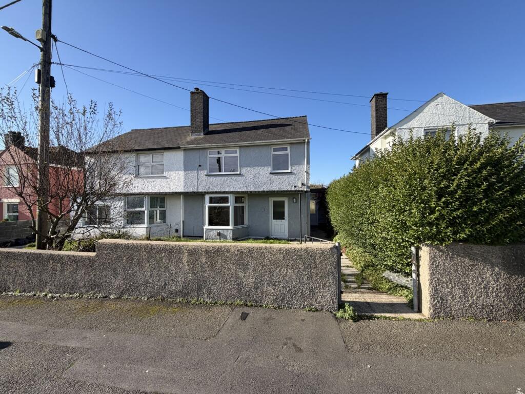 Main image of property: 12 Heol Penlan, Stop and Call, Goodwick