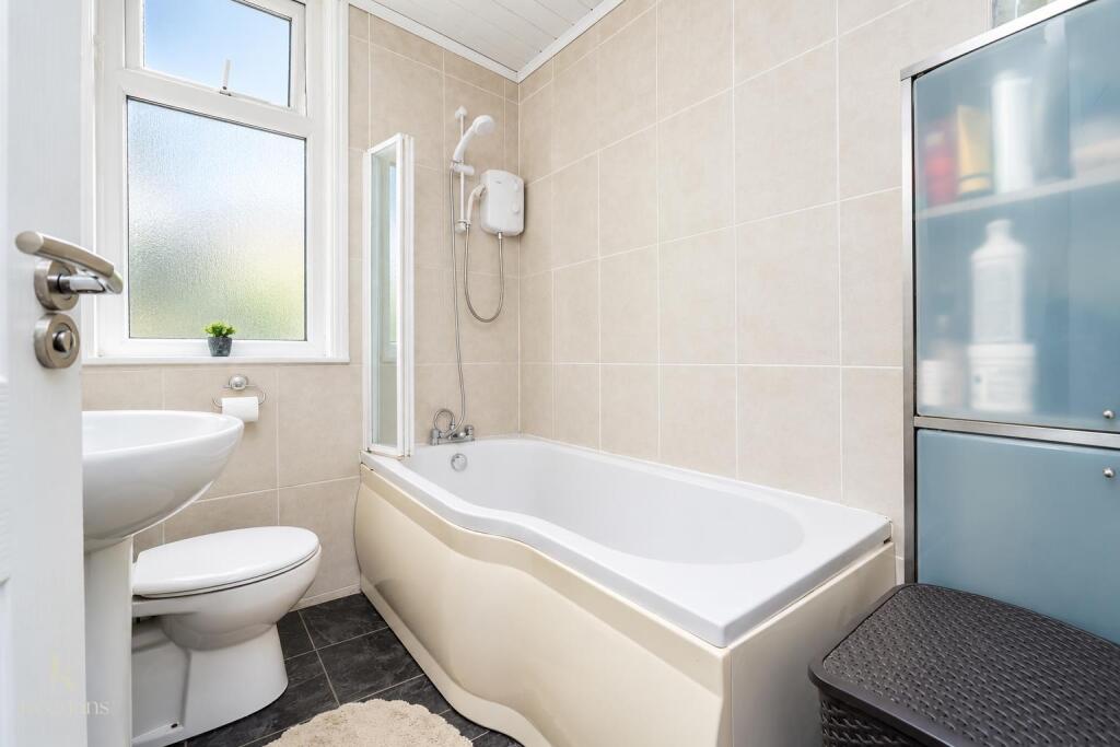 House in Blackburn - View 5
