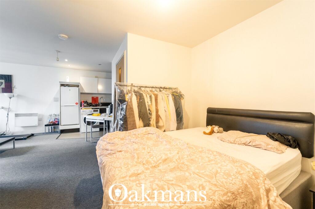 Apartment in Birmingham - More
