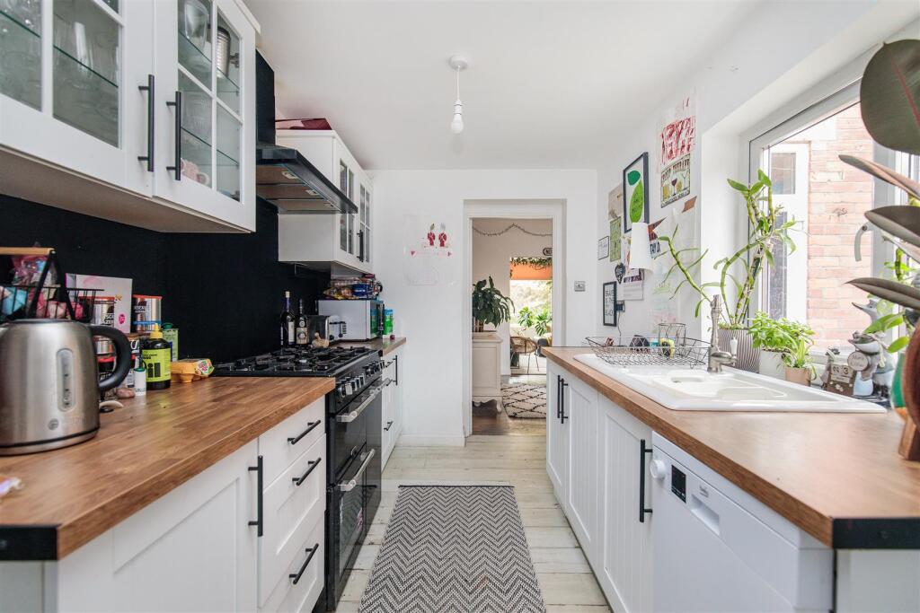 House in Newcastle upon Tyne - View 4
