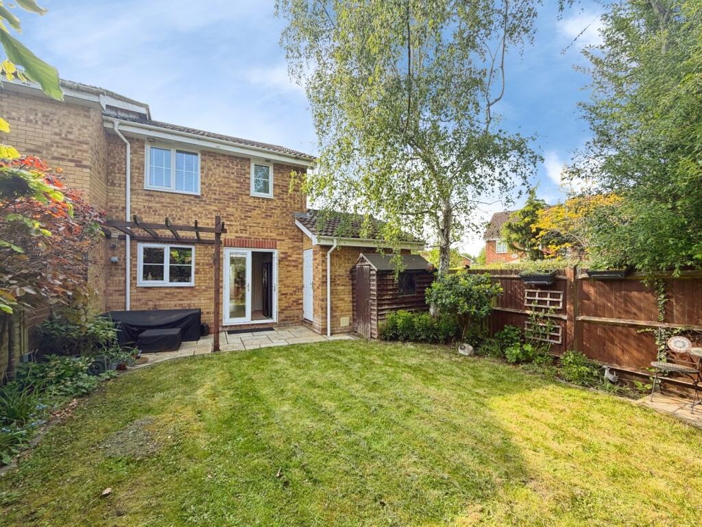 Vickers Road, Ash Vale, Surrey, GU12 photo 4