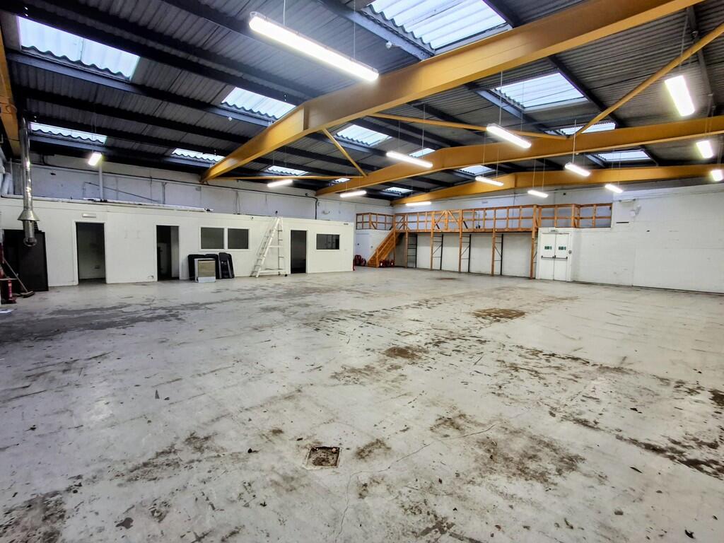 Photo 10