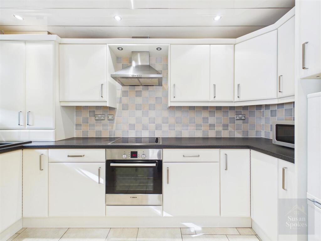 Apartment in Newcastle upon Tyne - More