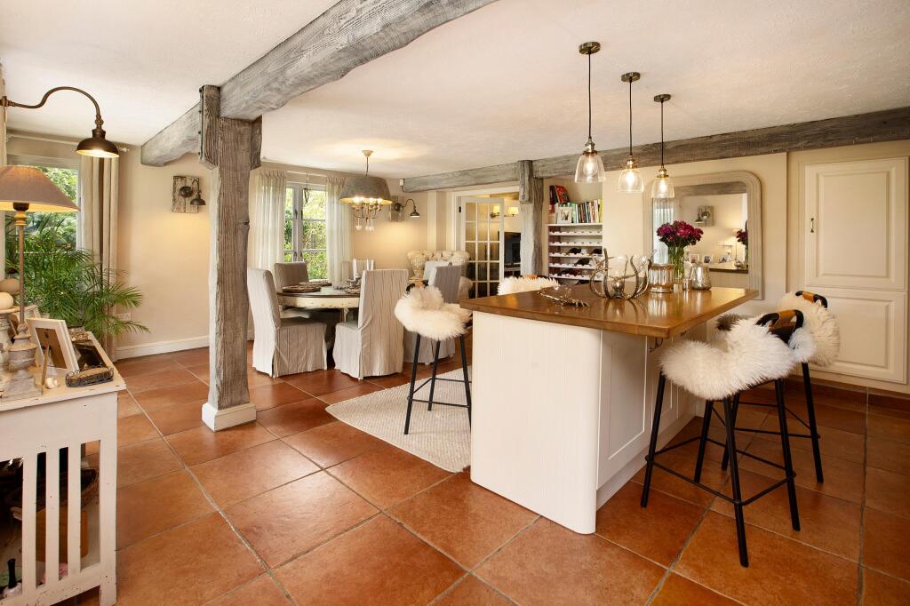 House in Exeter, Topsham - View 5