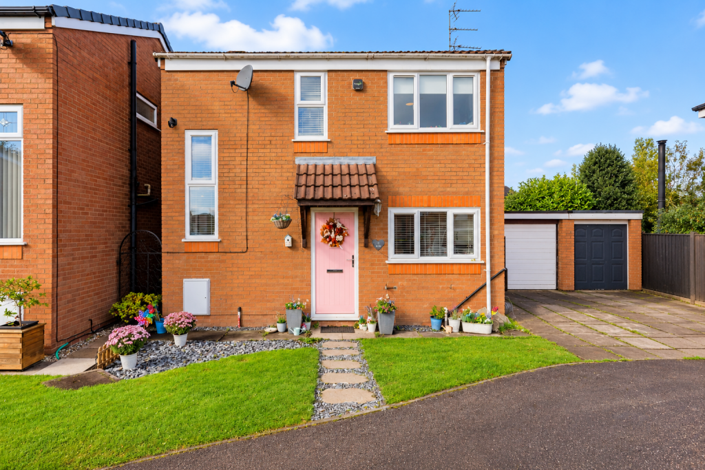 Main image of property: Glen Park, Leigh, WN7 1HY