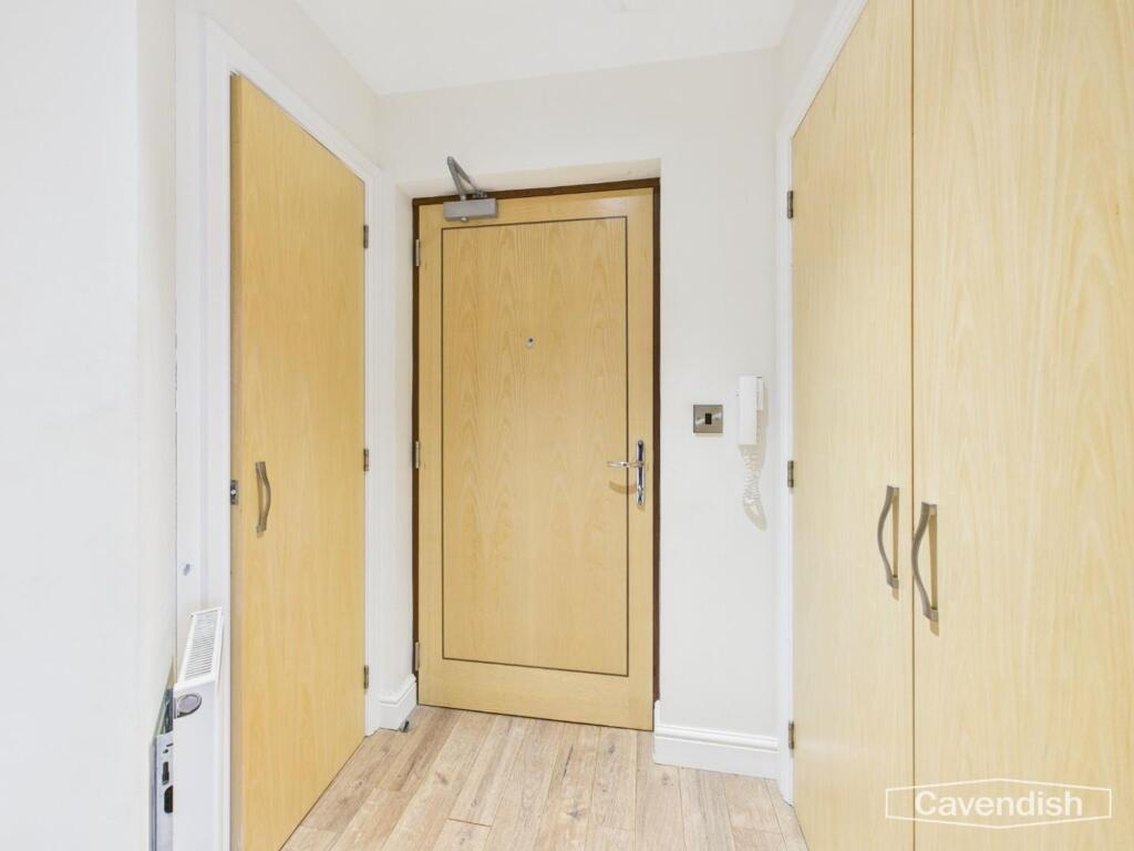 Apartment in Chester - More