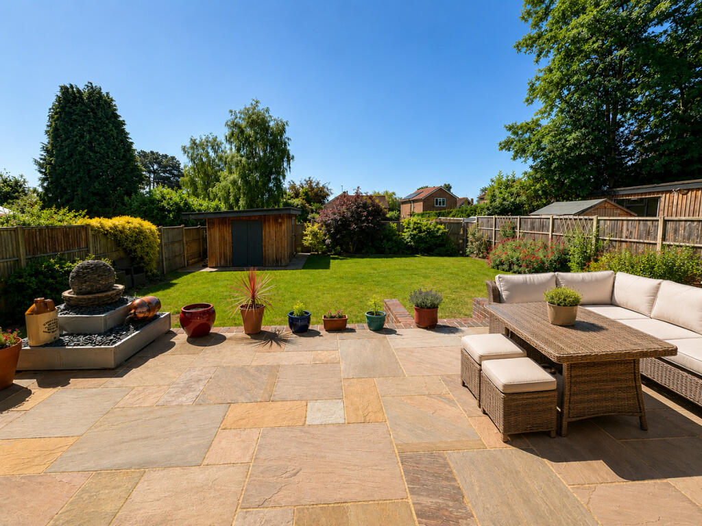 House in Chichester, Midhurst - View 3