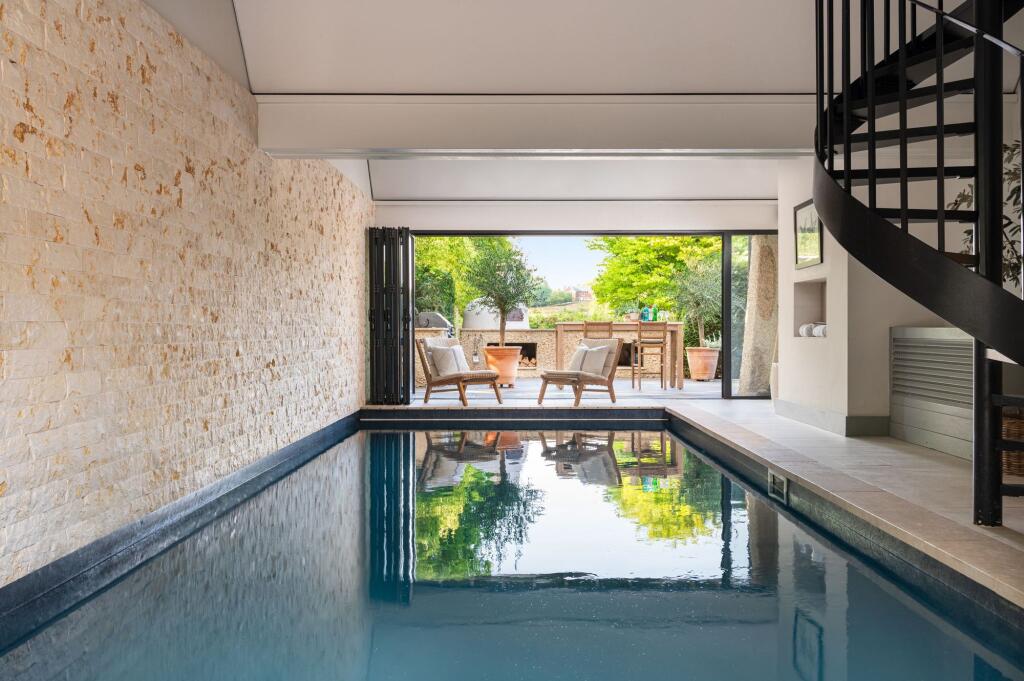 House in Reading - View 4
