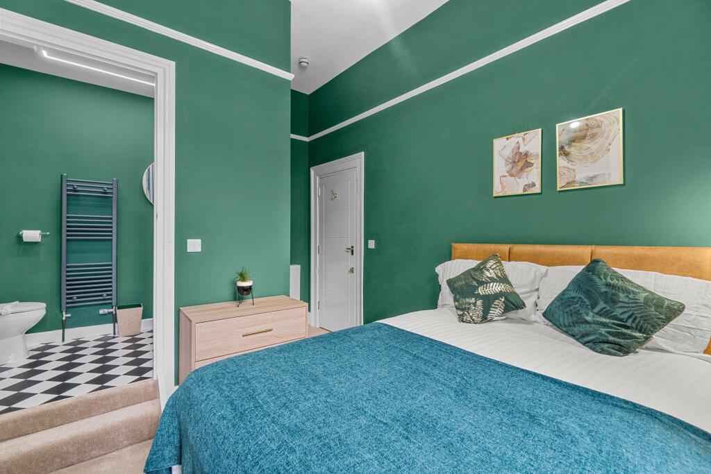 Main image of property: 32 Belgrave Road, Mutley, Plymouth