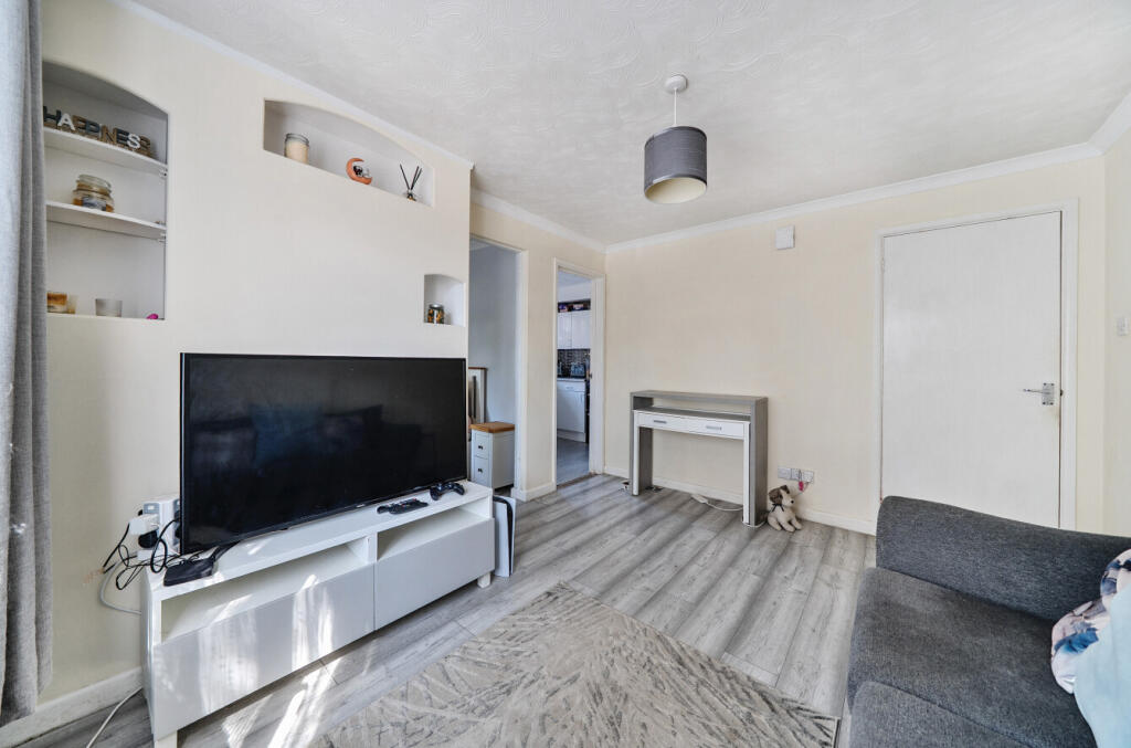 Campbell Way, Fair Oak, Hampshire, SO50 photo 2