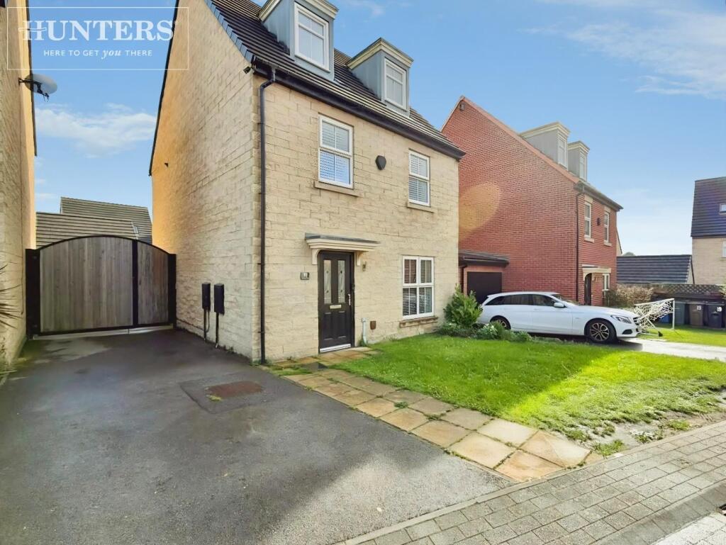 4-bed detached on Bamford Close, Dodworth, Barnsley, S75 3SL, £390,000