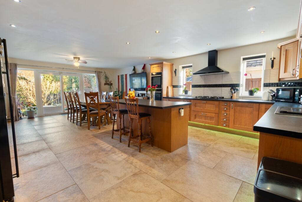 House in Lincoln, Nettleham - View 4