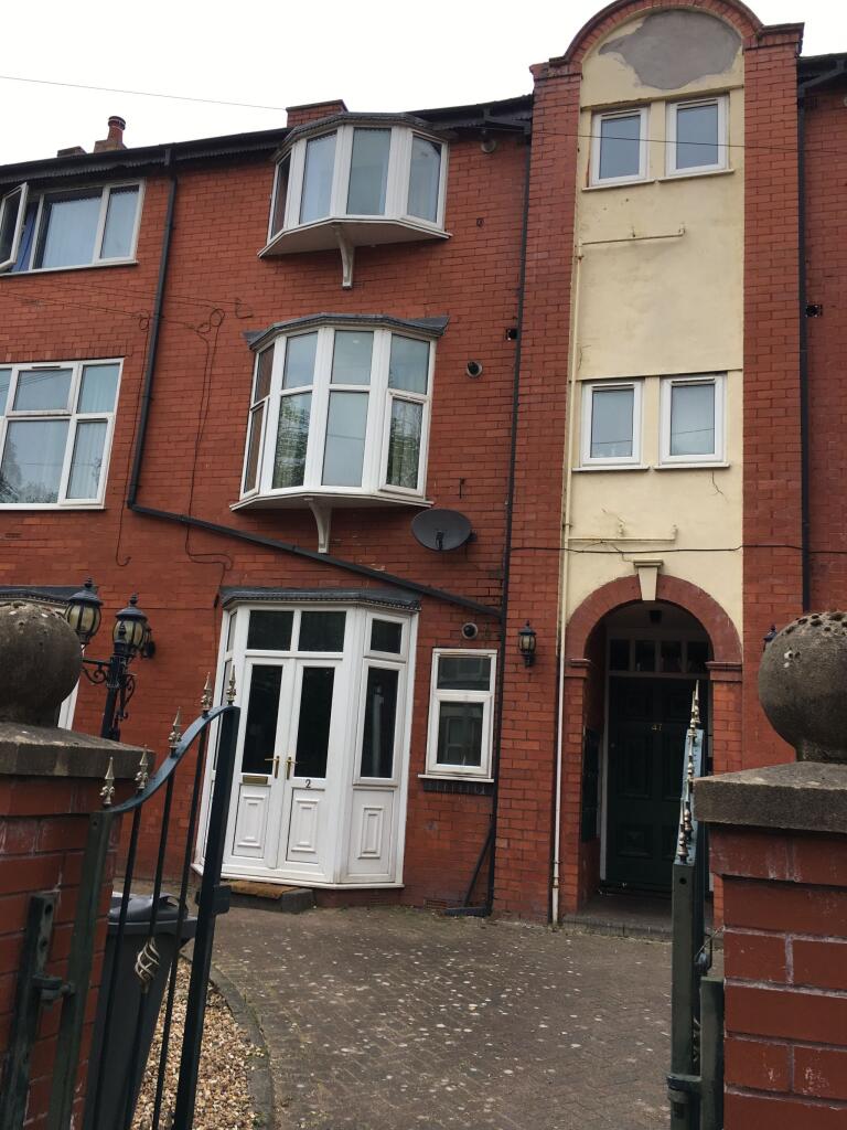 Main image of property: Flat 2, 47 Brighton Grove, Manchester, M14