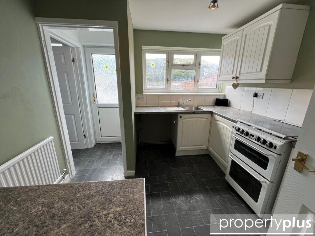 House in Tonypandy, Penygraig, Pen-y-graig - View 4