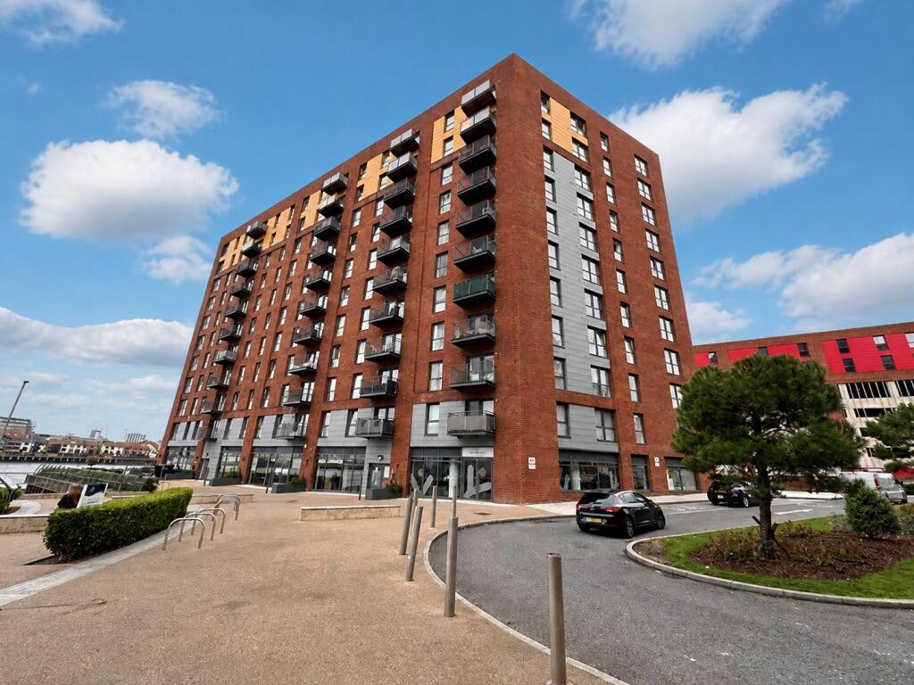 Main image of property: Azera, Centenary Quay
