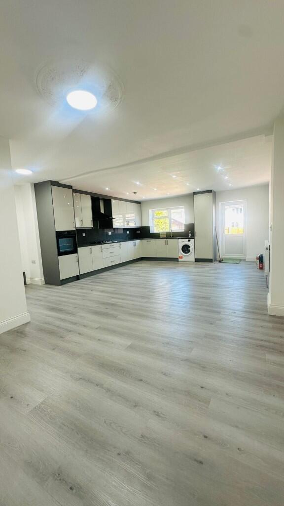 Main image of property: Ballards Road, Dagenham, London, RM10