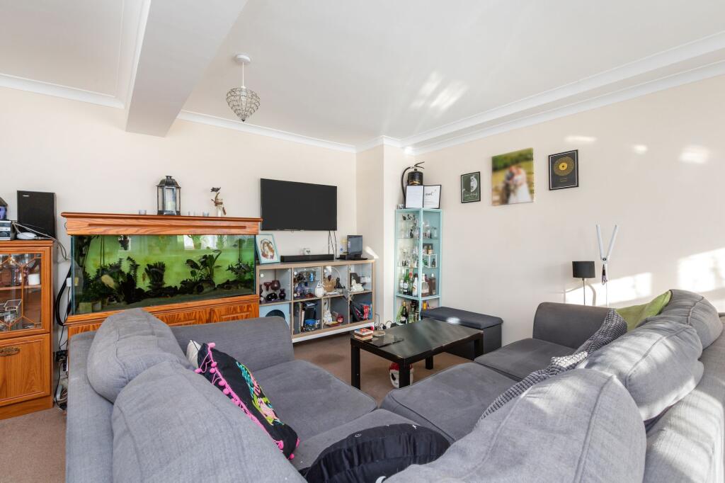 Anscombe Close, Anscombe House, BN11 photo 2
