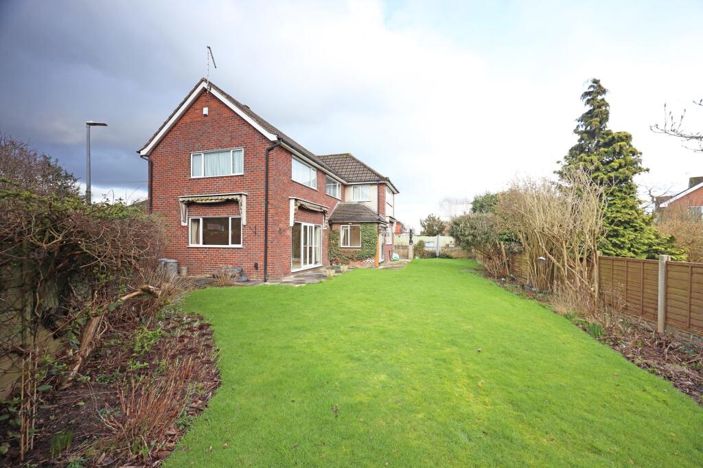 Churchill Avenue, Trentham, Stoke-On-Trent, ST4 photo 4