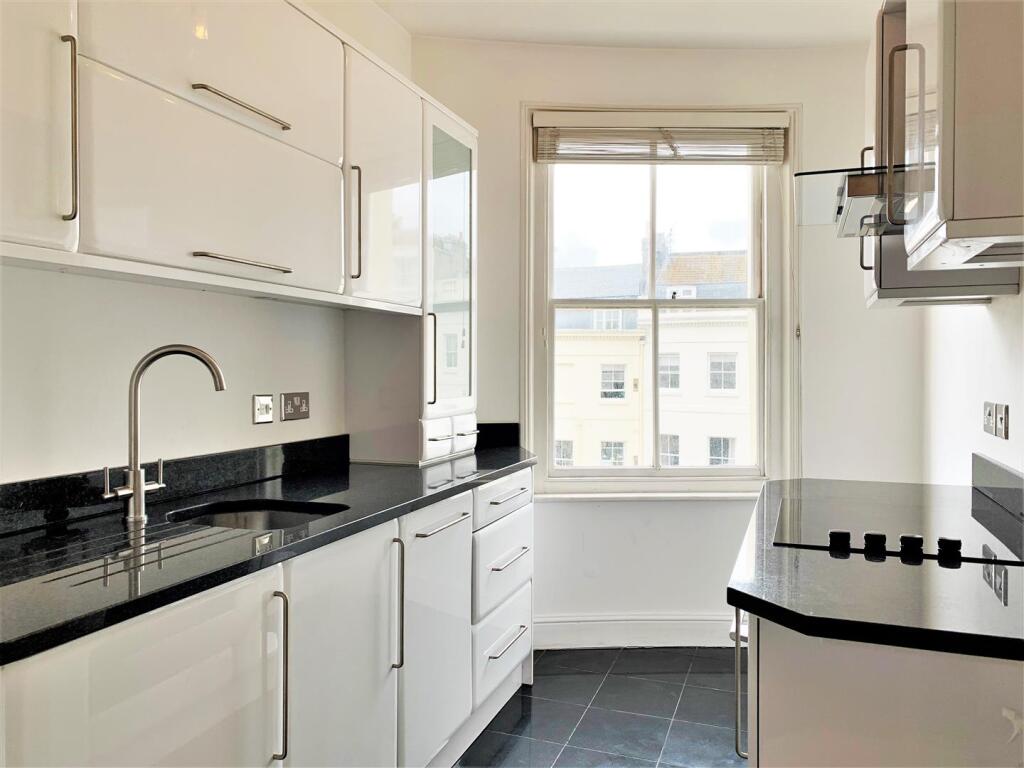 Main image of property: Flat 6, 42 Brunswick Place, Hove