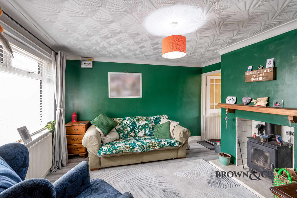 House in Bassetlaw, Nottinghamshire - More